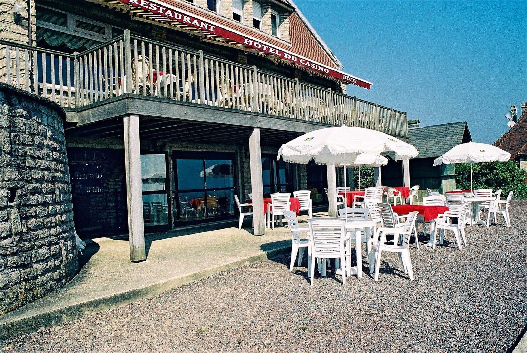 Logis Hotel Du Casino Restaurant Le Mathelia Vierville-sur-Mer Exterior photo