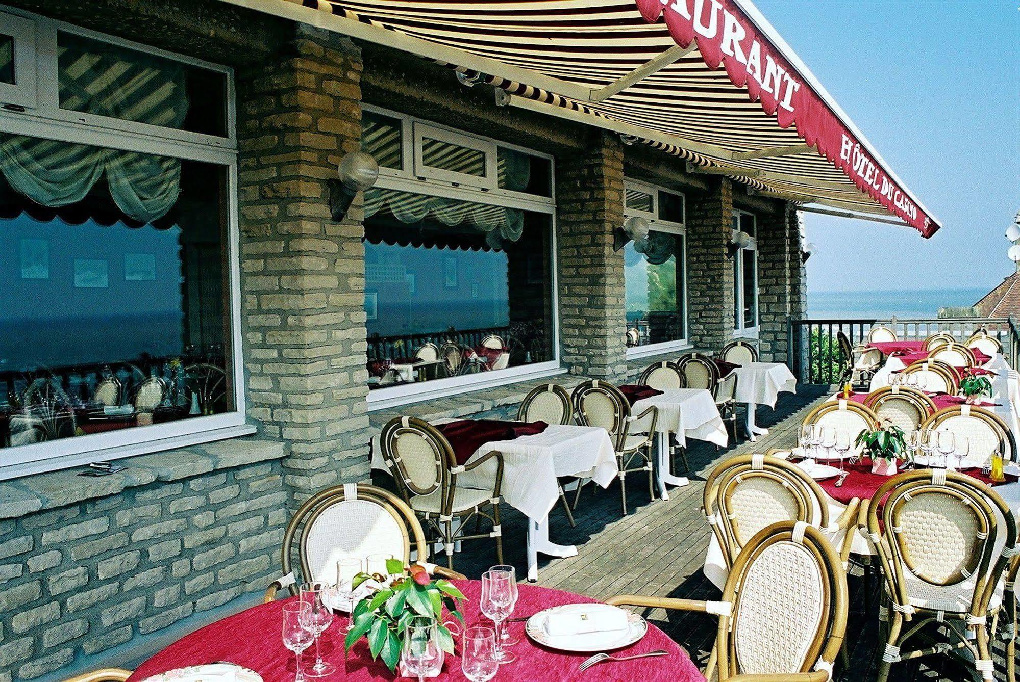 Logis Hotel Du Casino Restaurant Le Mathelia Vierville-sur-Mer Exterior photo